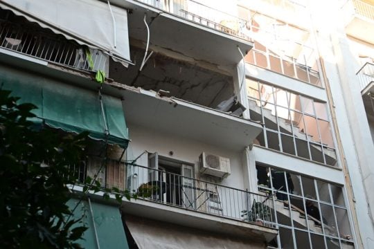 ekrixi ampelokipoi